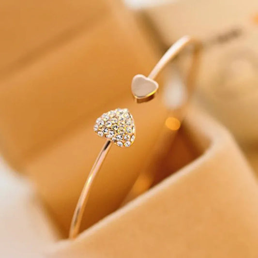 DOUBLE HEART BRACELET