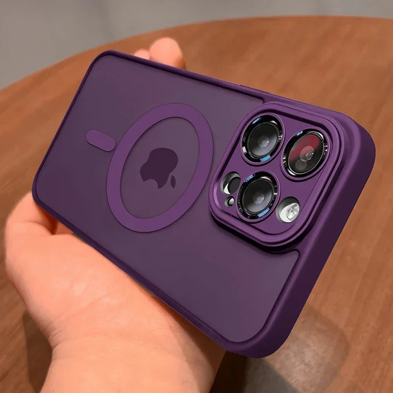 Magnetic case
