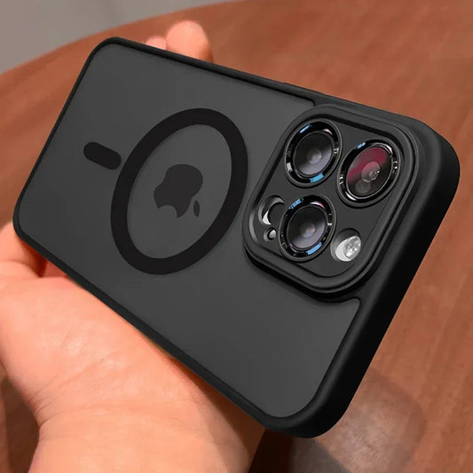 Magnetic case