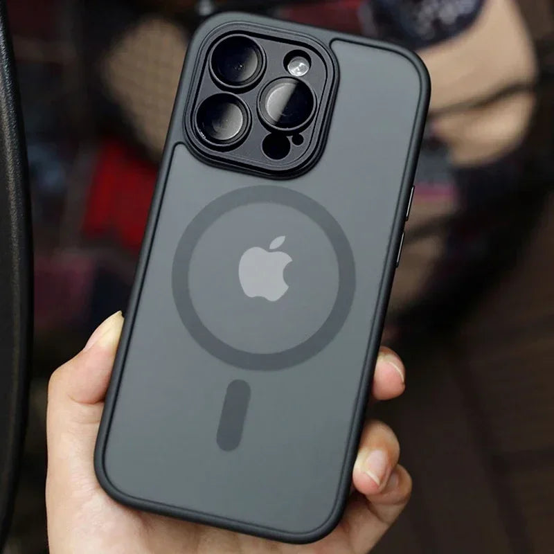 Magnetic case