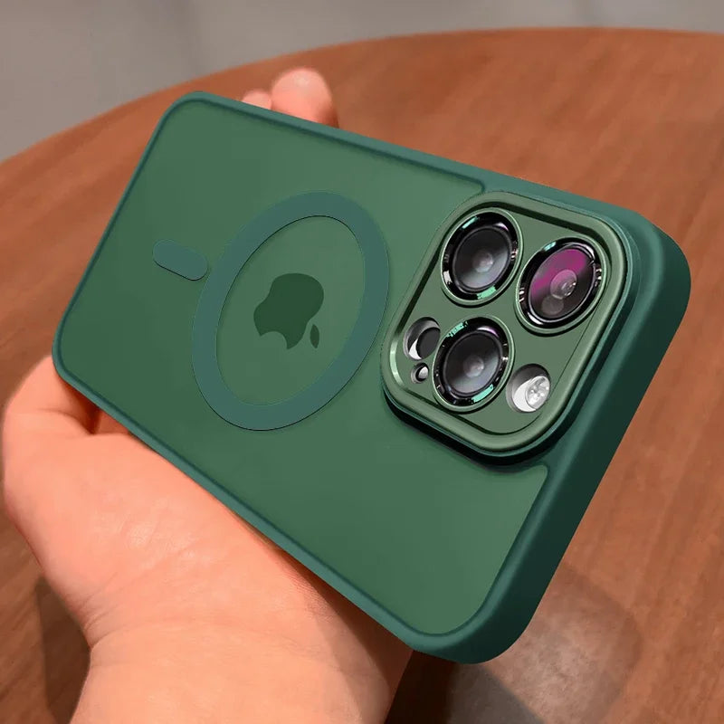 Magnetic case